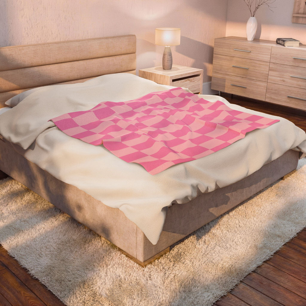 Pink Checker Plush Blanket — Soft Velveteen Throw for Cozy Rooms & Gifts